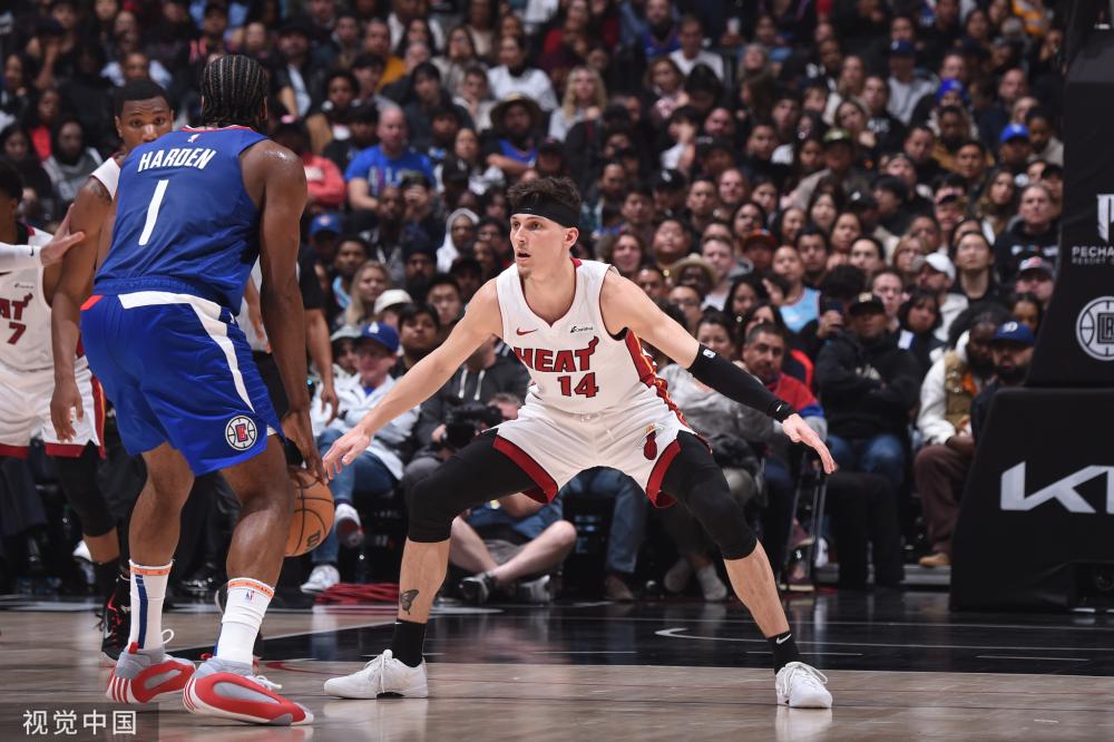 时刻稳住防 时刻稳住防