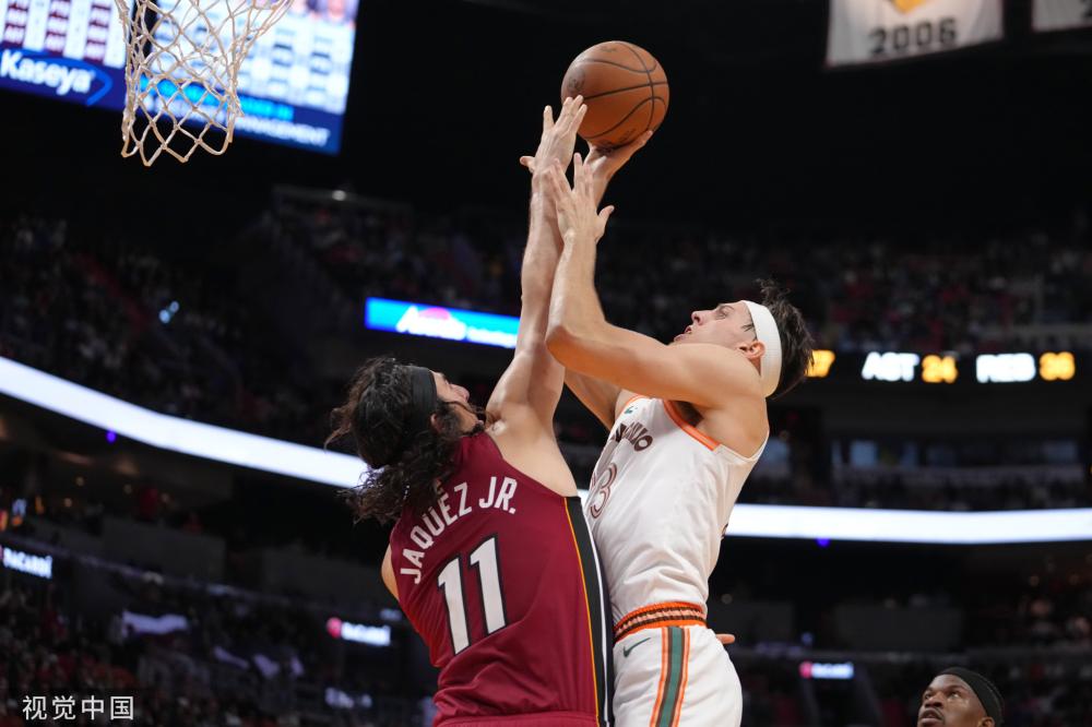 赛增添了许 赛增添了许