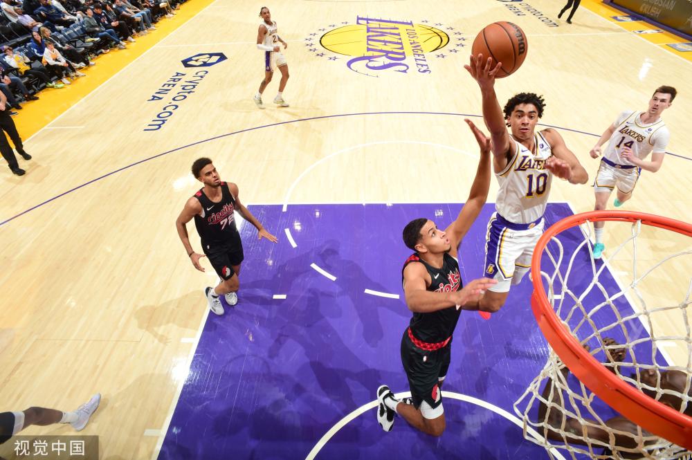 一位名叫拉 一位名叫拉